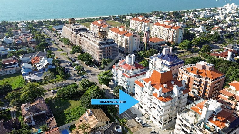 1 dorm. 300m da Praia de Jurere Internacional