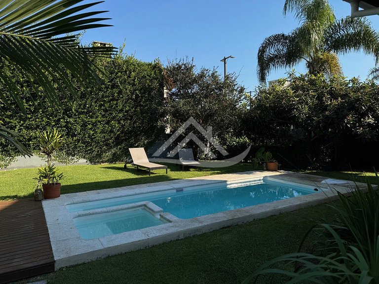 Casa Aconchegante Piscina Jurere Internacional