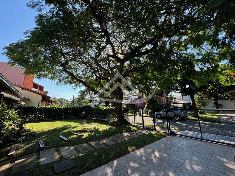 Casa Aconchegante Piscina Jurere Internacional