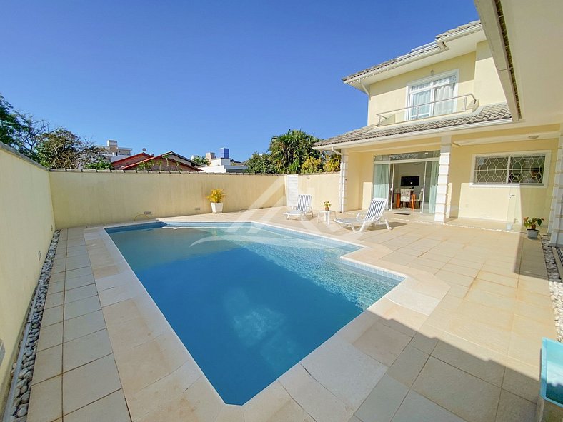 Linda Casa Piscina Jurere Florianópolis