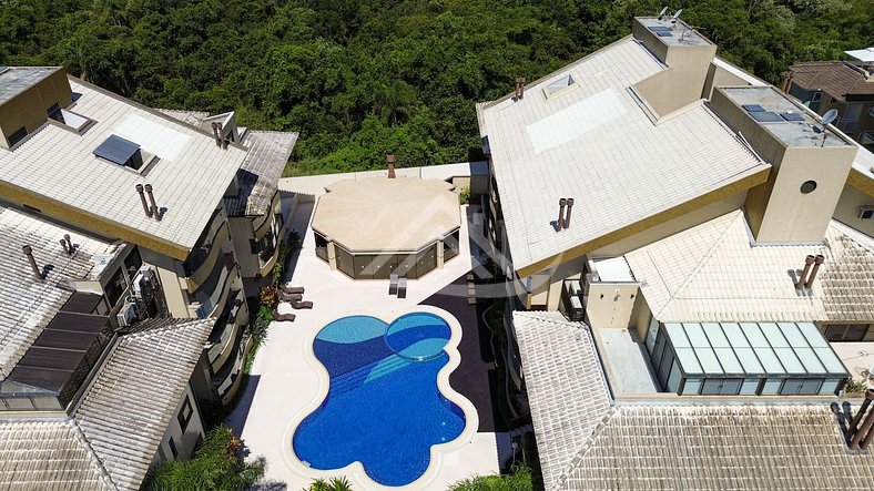 Porto Açores Linda Piscina Jurere Internacional